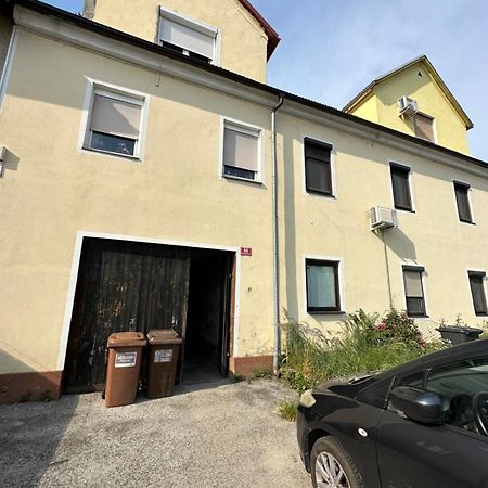 Granny'S Vintage Chic Apartment Maribor Luaran gambar