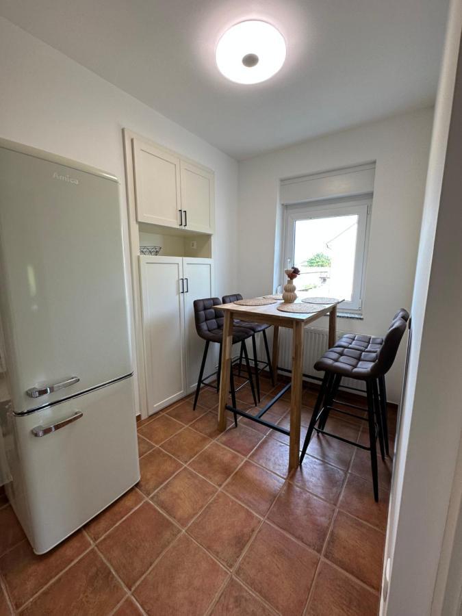 Granny'S Vintage Chic Apartment Maribor Luaran gambar